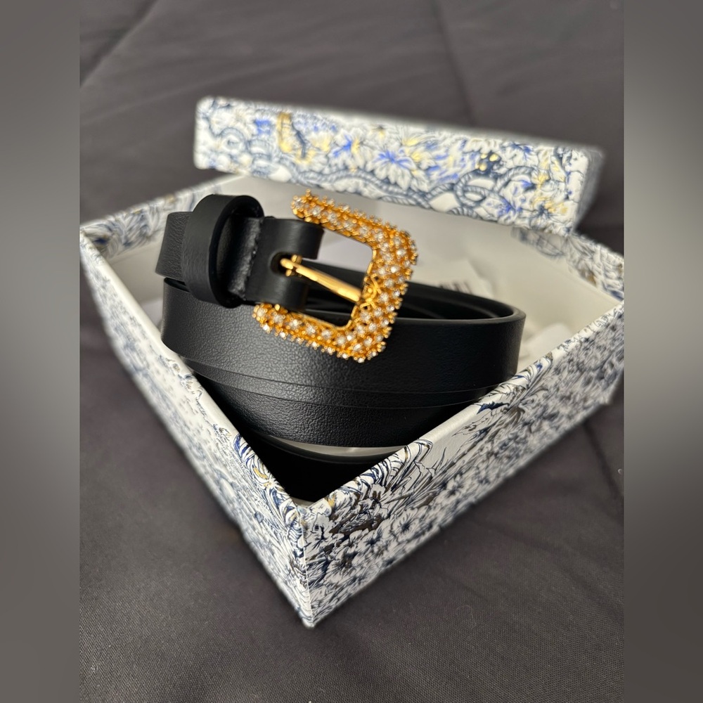 DIOR Skinny Belt NWT Size 70